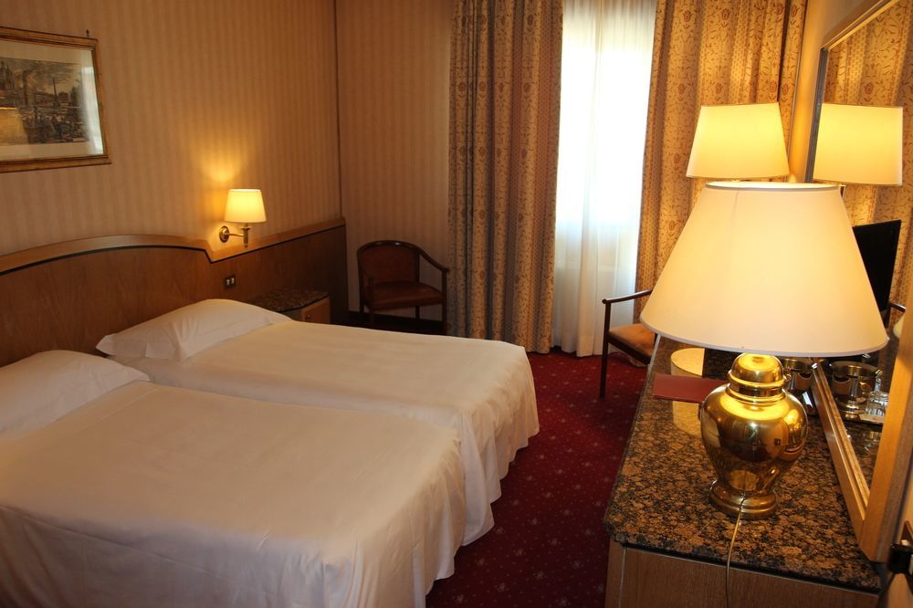 רומא Hotel Beverly Hills מראה חיצוני תמונה